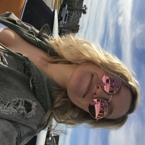 Meet your Posher, Kat